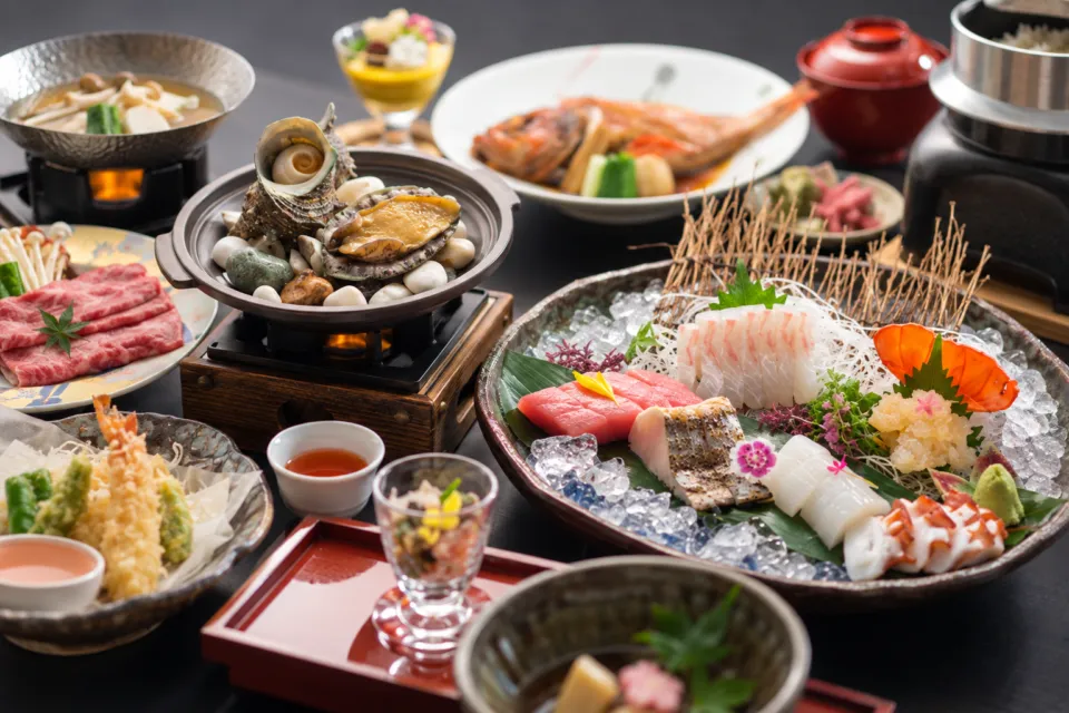 鳥羽ビューホテル花真珠の海鮮料理を配した会席料理