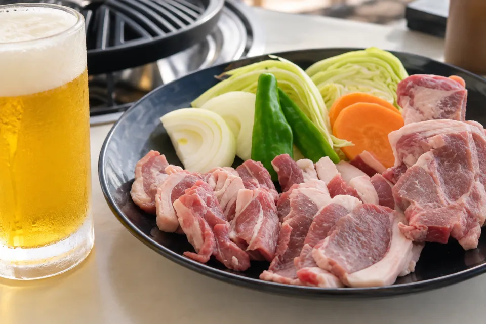 WOOD PAOのラム肉と野菜の盛り合わせ