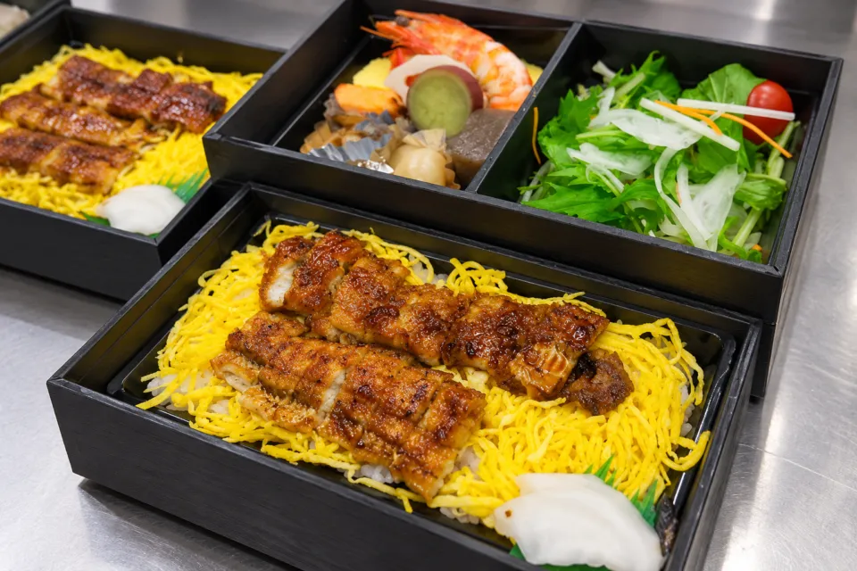 日本料理 保名のうなぎ弁当