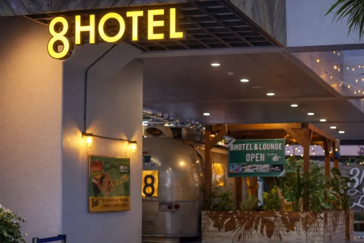 8HOTEL SHONAN FUJISAWA