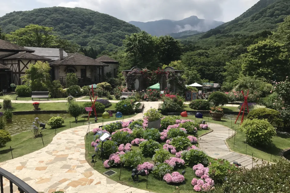 箱根ガラスの森美術館