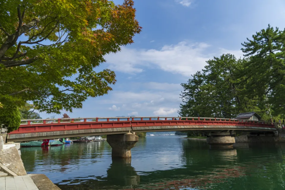 廻旋橋
