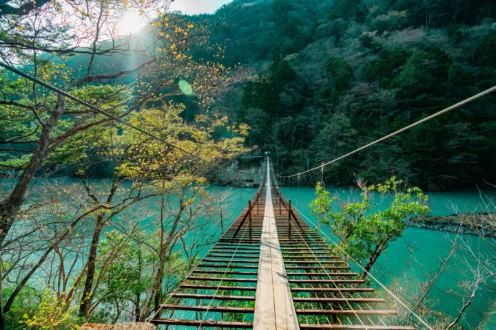 寸又峡
