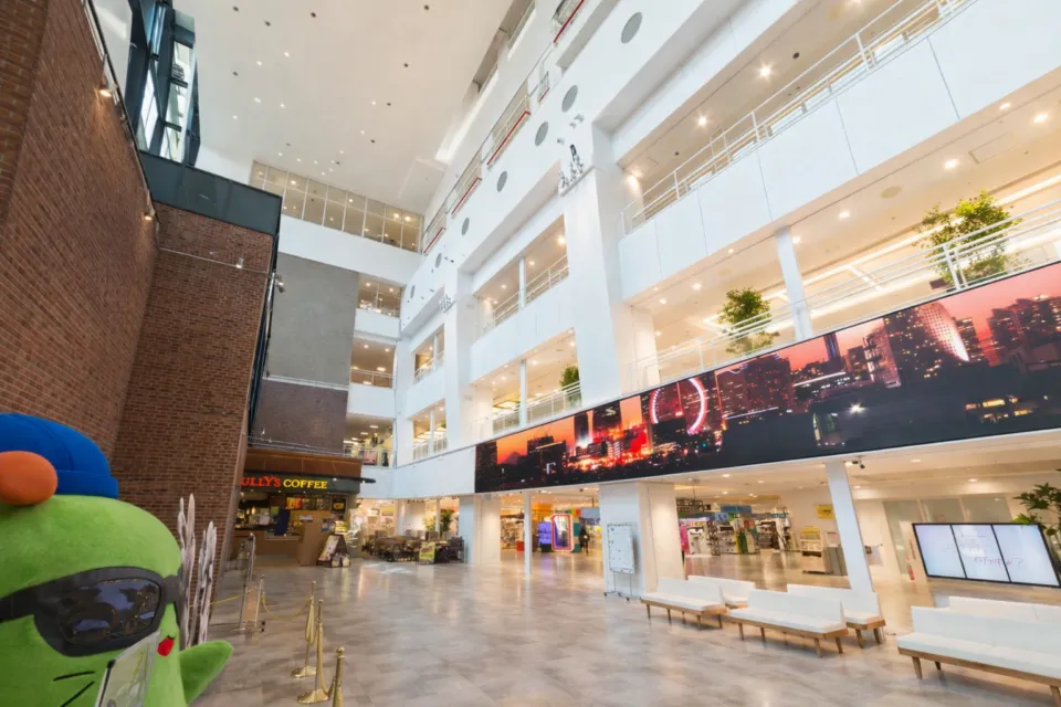 横浜ワールドポーターズ