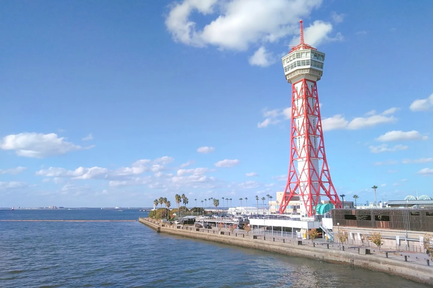 博多ポートタワー