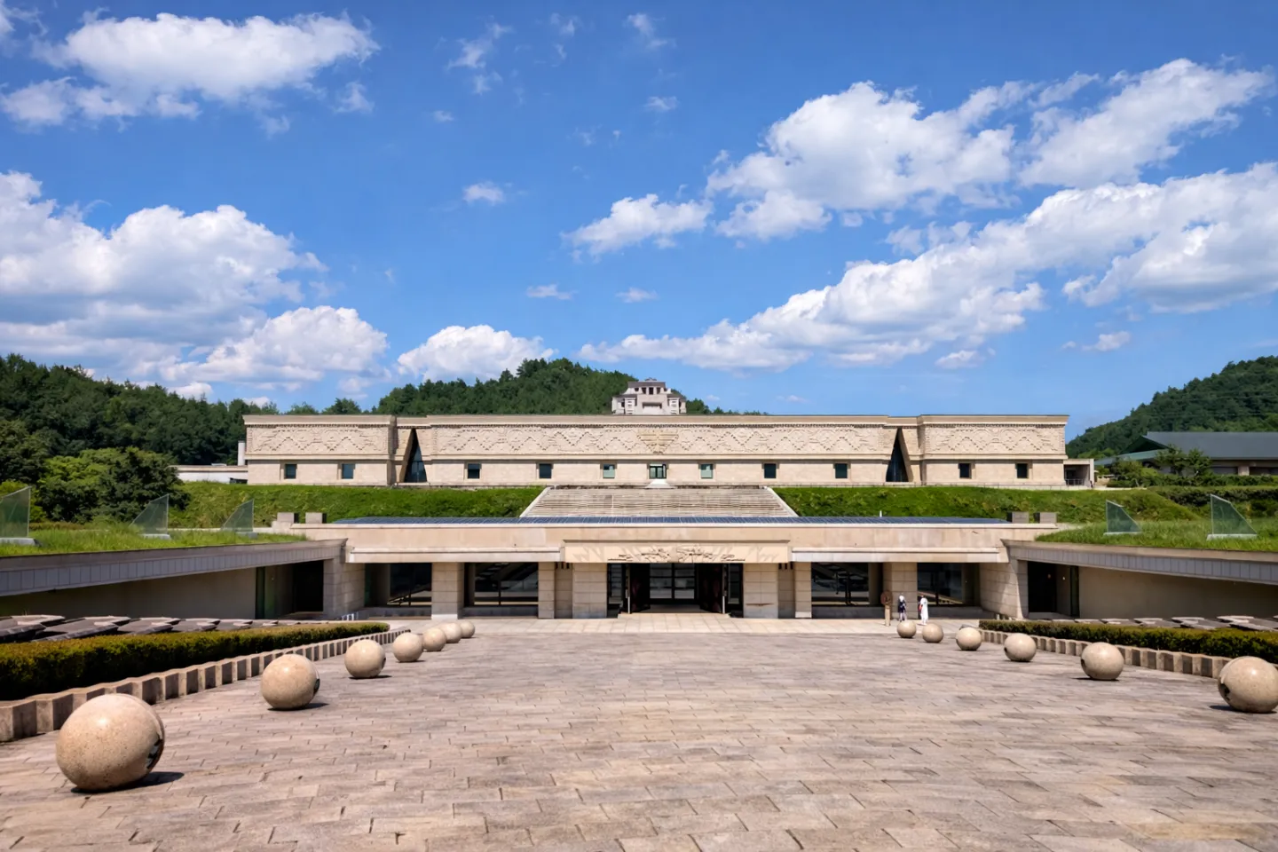 光ミュージアム