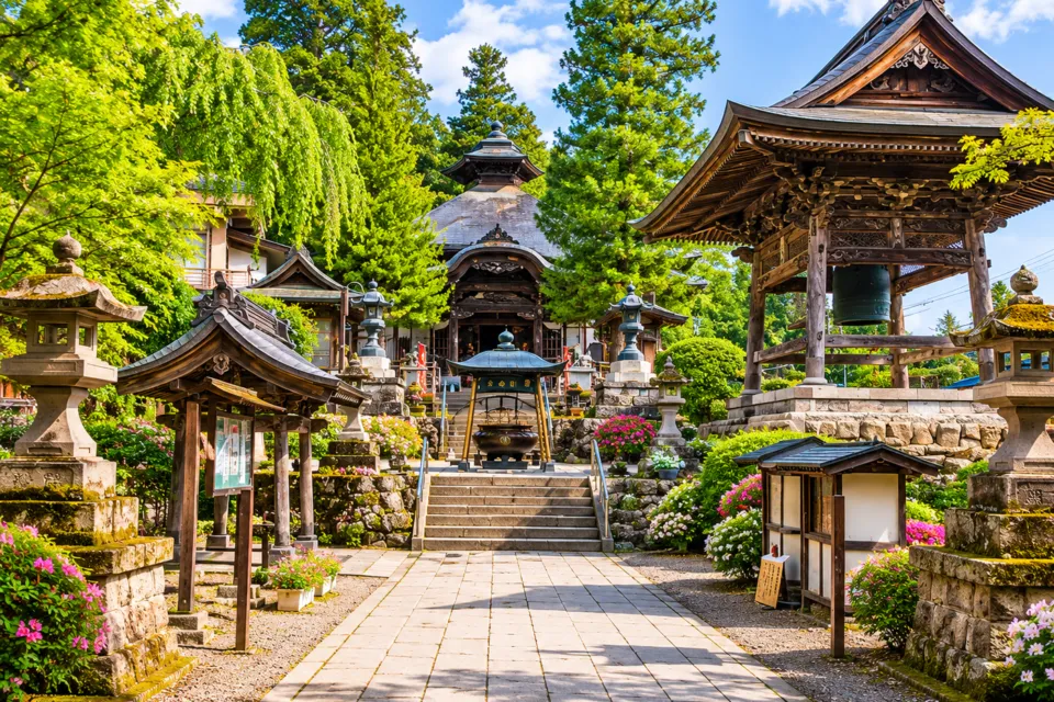 極楽山 西方寺（定義如来）
