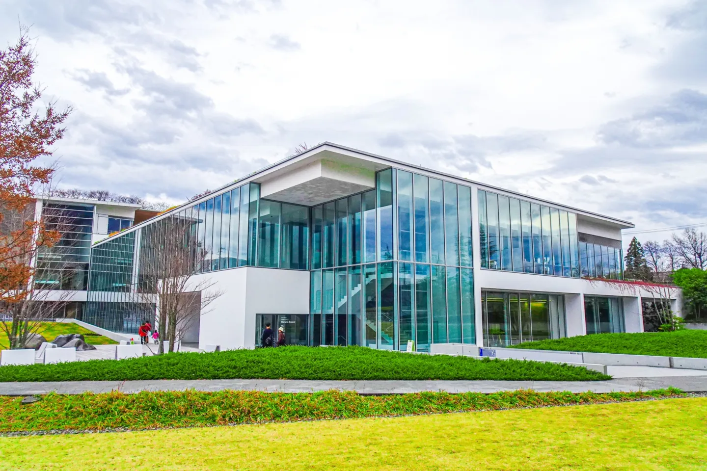 長野県立美術館