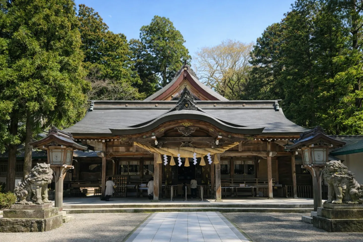 白山比咩神社