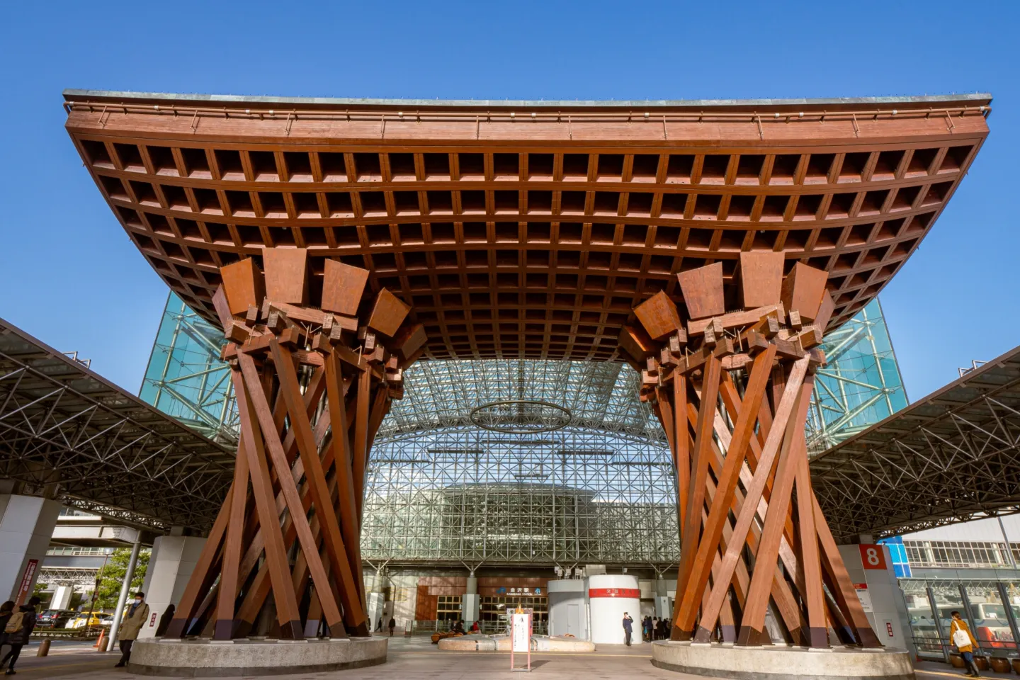 鼓門（金沢駅）