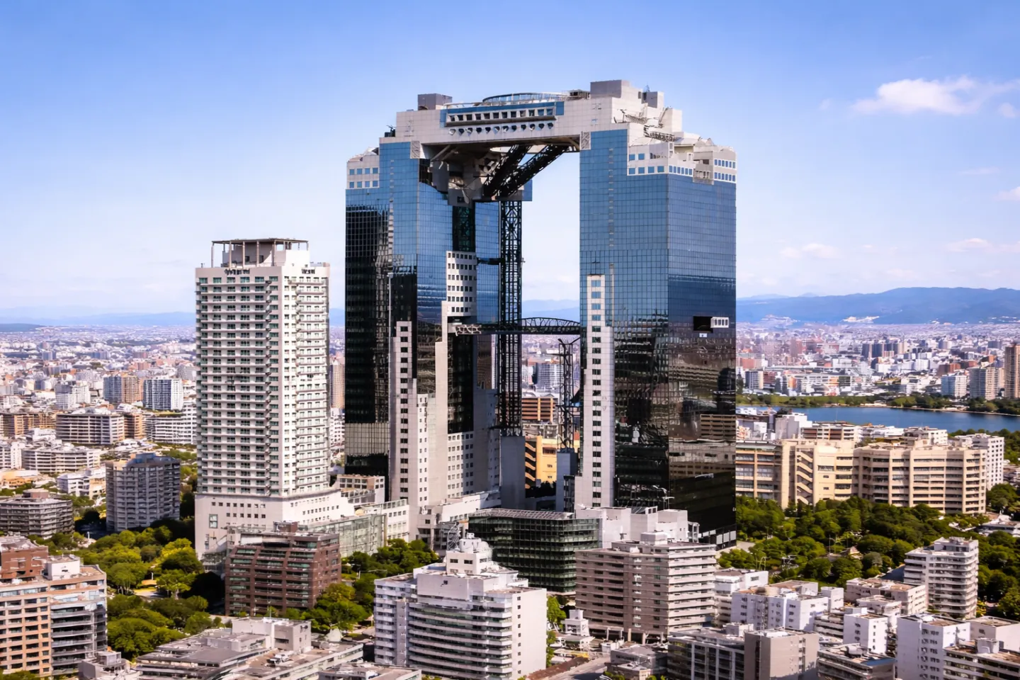 梅田スカイビル