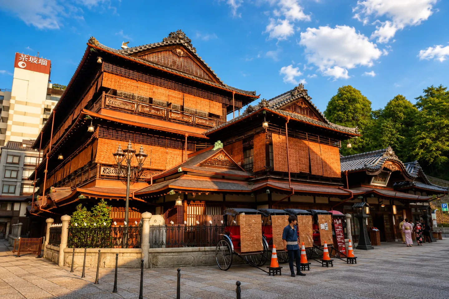 道後温泉本館