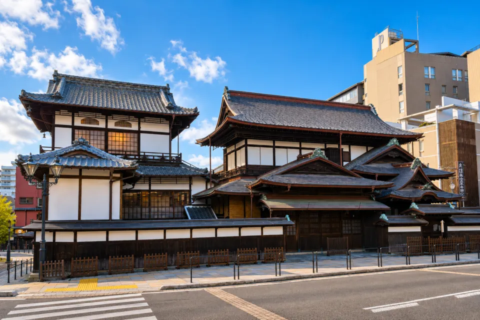 道後温泉本館