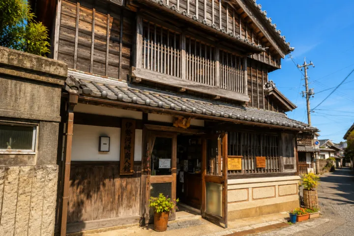 伊勢河崎商人館
