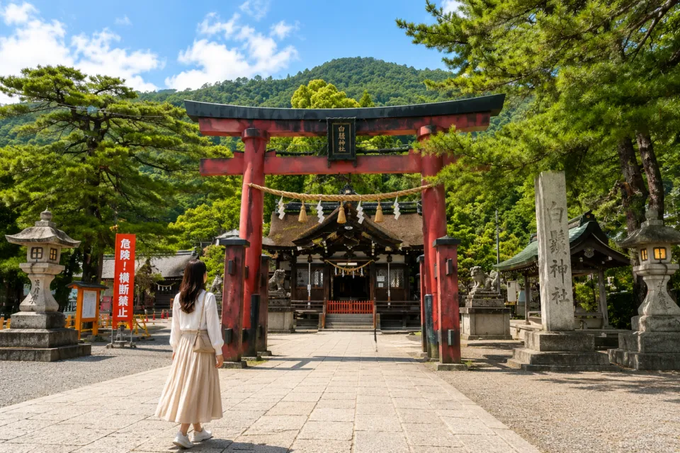 白鬚神社
