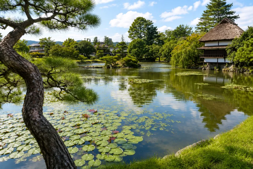 衆楽園（旧津山藩別邸庭園）