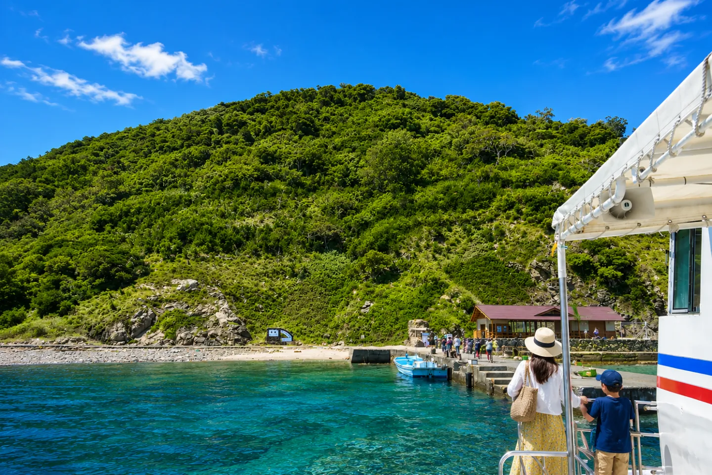 鹿島海水浴場（宇和海海域公園）