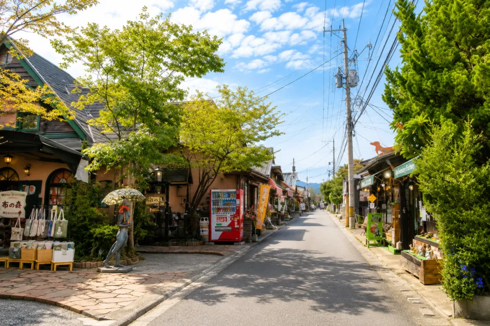 湯の坪街道