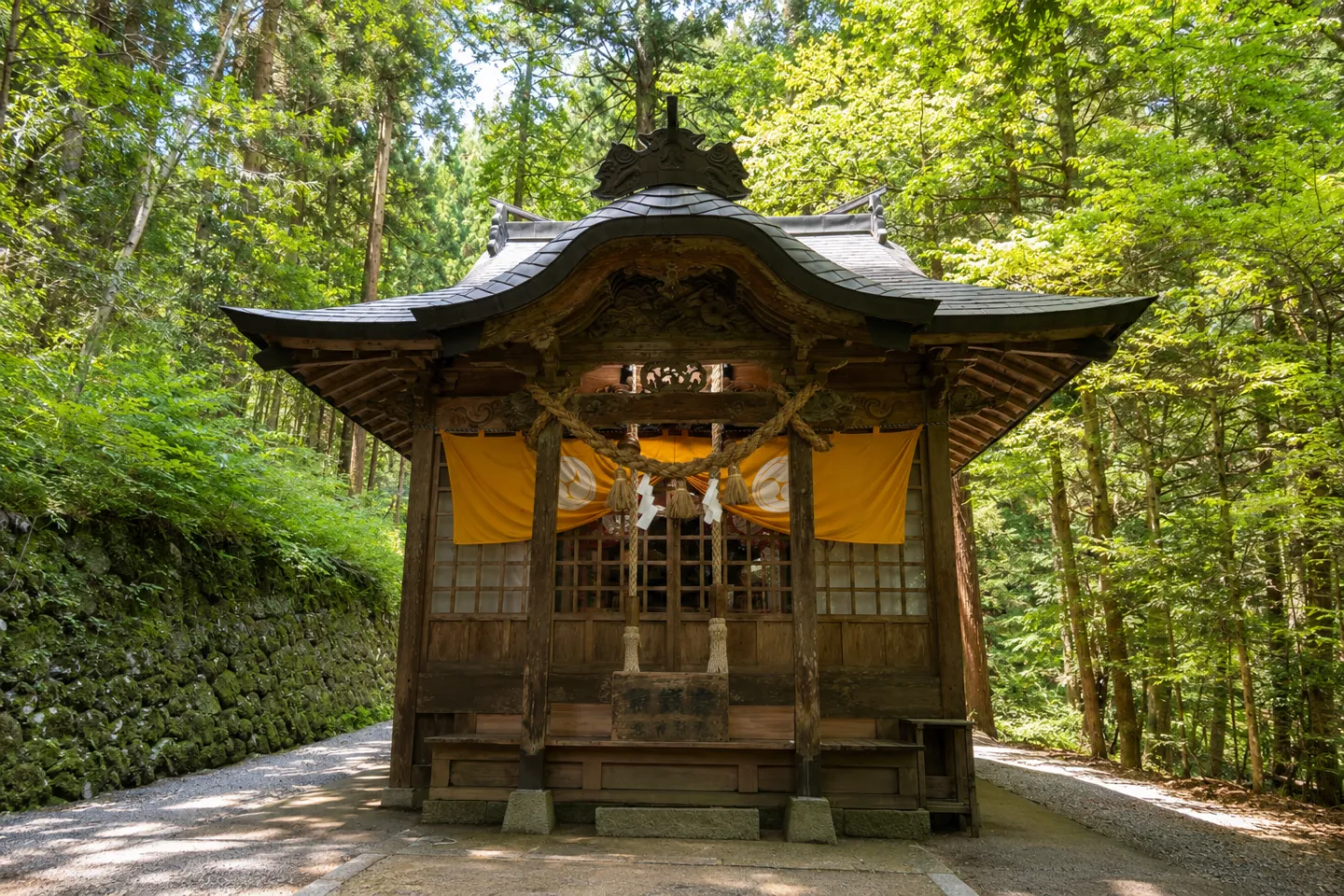 金持神社